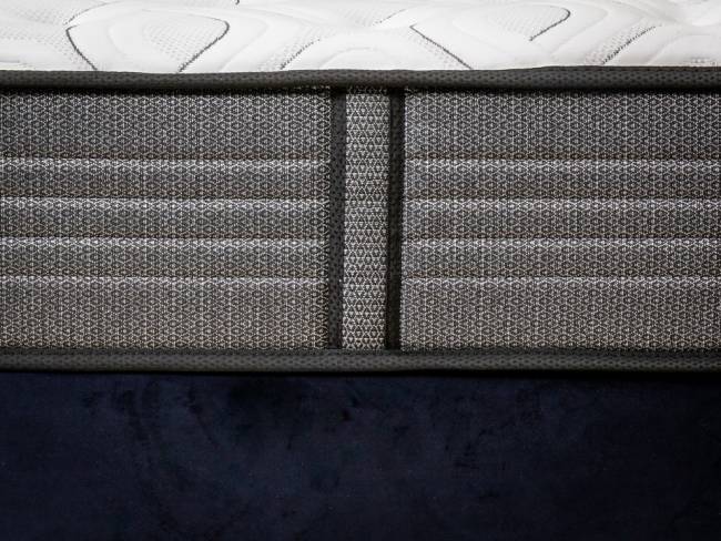 Матрас One Posture Plus Plush